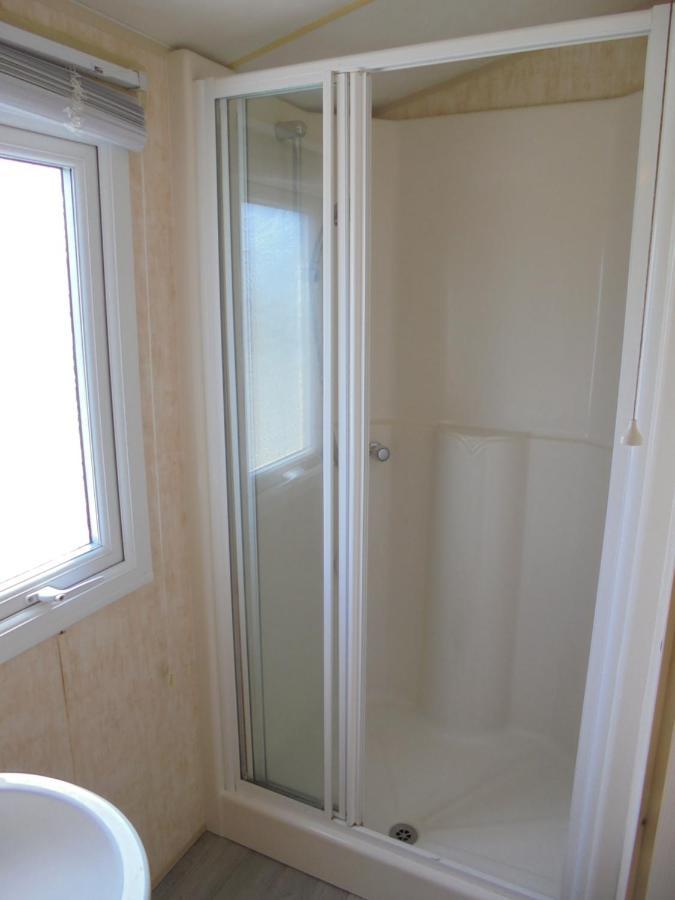 Waterside: Waterside Salisbury:- 6 Berth Large Wrap Around Veranda Ingoldmells Exteriör bild